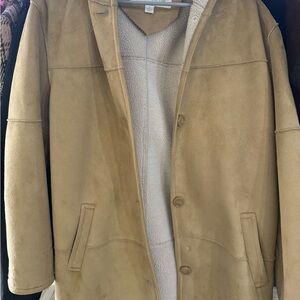 Women’s Tan Liz Claiborne coat- like new